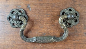 Vtg Drop Bail Pull w/Rosettes Cast Bronze Cabinet Drawer Swan Neck 3" Center Old - Picture 1 of 11