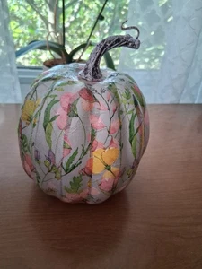 Kürbis, Decoupage, rosa und gelb geblümt - Bild 1 von 1