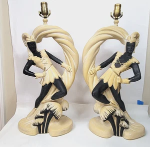 VINTAGE Mid-Century Continental Art Co. PAIR of Saxon Crusader Robin Hood   - Picture 1 of 22