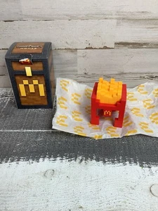 Casco de papas fritas McDonald’s Minecraft SIN TARJETA - Imagen 1 de 3