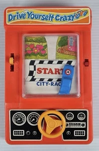 Vintage 1976 Tomy Drive Yourself Crazy Spiel Spielzeug Teile/Reparatur PREIS STÜCKWEISE MACHEN - Bild 1 von 12