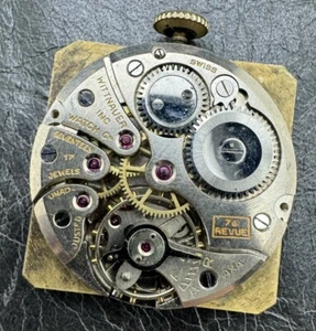 VINTAGE Wittnauer 76 Revue Swiss WATCH MOVEMENT-for Repair - Picture 1 of 8
