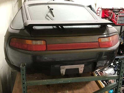 JDM 1989 Porsche 928 S4 GTS Euro OEM Rear hatch with bronze glass wiper - Изображение 1 из 2