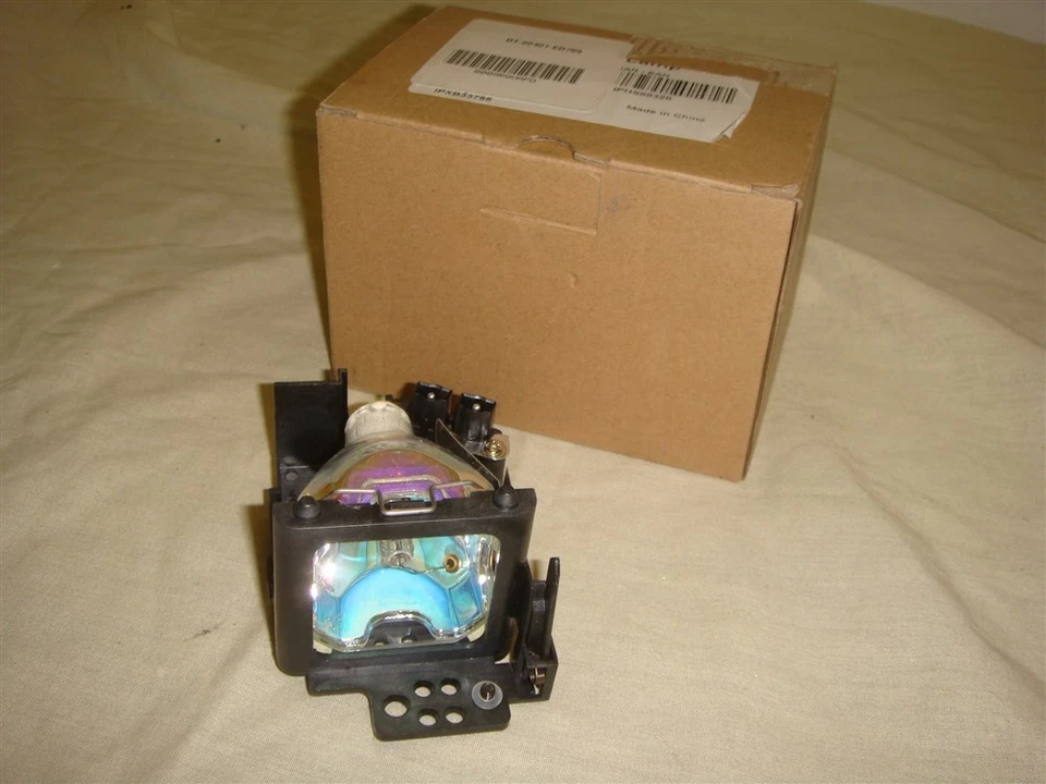 ELECTRIFIED LAMPS HITACHI DT-00401 DT00401 (456224) E-SERIES REPLACEMENT LAMP - Image 1 of 4