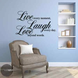 LEBE JEDEN MOMENT LACHE JEDEN TAG LIEBE JENSEITS DER WORTE VINYL-WANDTATTOO AUFKLEBER - Bild 1 von 3