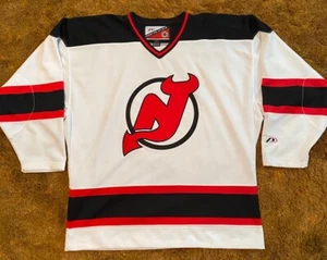 Vintage 90s New Jersey Devils Pro Player NHL Hockey Jersey Mens Large White EUC - Picture 1 of 15