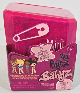 Bratz Mini Babyz Collectible Figures, 2 Mini Babyz, Blind Packaging - Picture 1 of 6