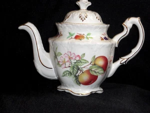 VINTAGE CROWN DORSET STAFFORDSHIRE ENGLAND TEAPOT~ASSORTED FRUIT GOLD TRIM - Picture 1 of 10