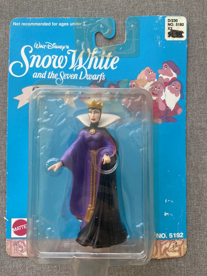 Boneco de ação Branca de Neve e Sete Anões Snow Evil Queen Mattel 1993 raro vintage - Imagem 1 de 1