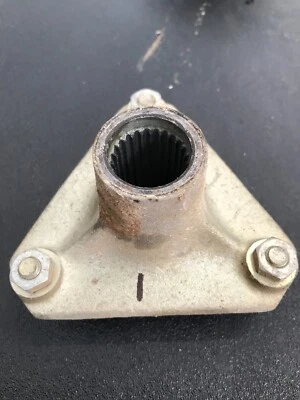 Buje de rueda trasera Honda ATC90 (nº 1) 1976-77 OEM pieza usada P/N 42401-942-300 Foto 1 de 3