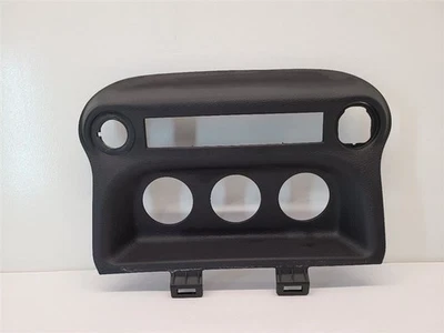 11-18 JEEP WRANGLER DASH AC HEATER CLIMATE CONTROL SWITCH BEZEL COVER OEM  - Image 1 of 4