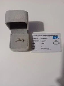 9ct White Gold Certified 0.25ct Diamond Solitaire Ring Size M £1100 rrp - Picture 1 of 7