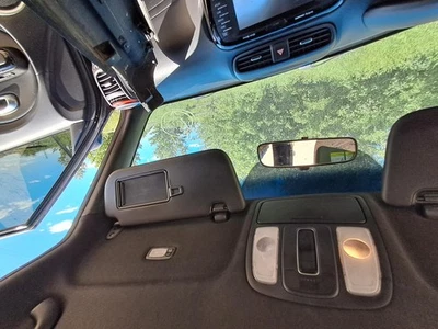 Used Front Center Interior Rear View Mirror fits: 2016 Kia Soul w/o automatic di - Image 1 of 4