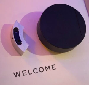 Bang and Olufsen B&O Earset 2 Right Black Aluminium Silver bluetooth headset #5 - Picture 1 of 13