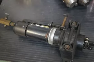 Herramienta de engarce neumático Panduit CT-550 CH con cabeza 22-14/12-10 - Imagen 1 de 9