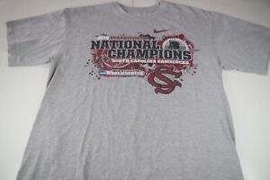 Nike Mens Size Medium SC Gamecocks 2010 NCAA Baseball T-shirt Short Sleeve Gray