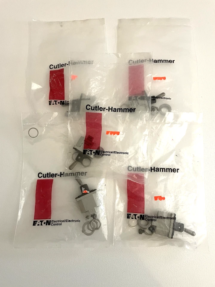 Lote de cinco interruptores de palanca Eaton Cutler Hammer 8500K9 / MS24523-22 NUEVOS sellados Foto 1 de 3