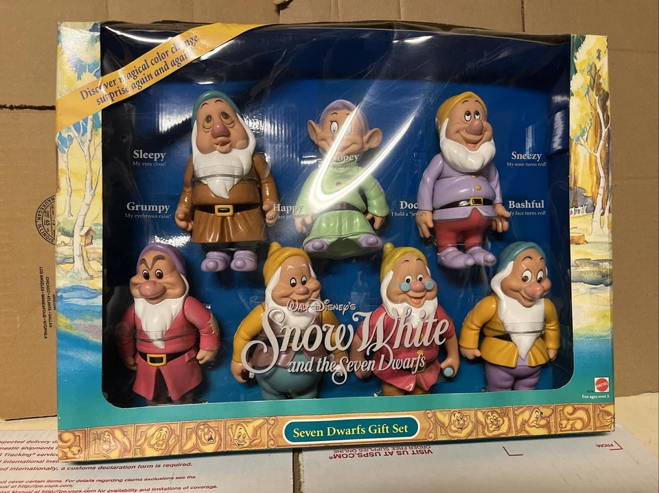 Walt Disney Snow White and the Seven Dwarfs Color Changing Figures 1992 Mattel