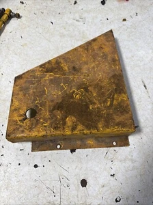 Cub Cadet IH Deck Pulley Cover LH 42 BC-1 - Foto 1 di 2