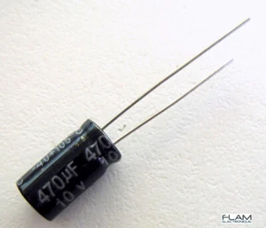 Condensateur électrolytique 10V 470uF Aluminium Electrolytic Capacitor 6x12mm - Foto 1 di 2