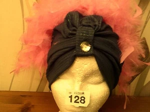 Drag Queen Green Turban with Pink feathers ONE SIZE - Picture 1 of 3