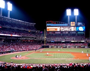 Cincinnati Reds Great American Ballpark Night Photograph MLB Baseball - Foto 1 di 1