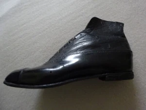 HERRENSCHUH, Modell, Modellschuh, Vitrinenobjekt, Muster 1910 Stiefeletten boots - Bild 1 von 8
