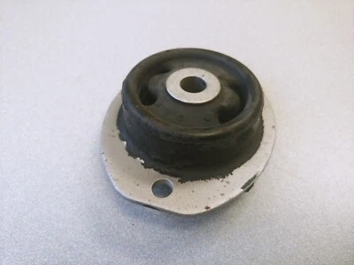 NICE USED ORIGINAL GENUINE PORSCHE 914 914-6 TRANSMISSION MOUNT NLA - Imagem 1 de 4