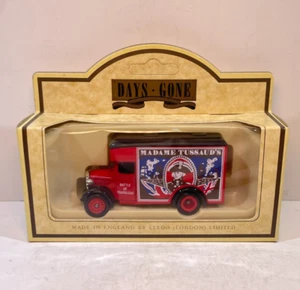 Vintage KKar LLedo Days Gone DG16018 1934 Dennis Parcel Van Red - Madame Tussaud - Picture 1 of 5