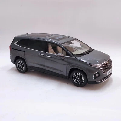 1/18 Hyundai CUSTO Minivan MPV 2022 China Hyundai Dealer model VERY RARE! - Image 1 of 4