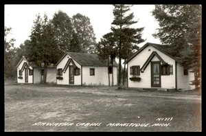 Postcard RPPC Hiawatha Cabins Exterior View, Manistique, Michigan - Bild 1 von 2