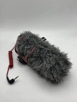 Rode VideoMic GO Lightweight On Camera Microphone + Rode Deadcat Windshield - Image 1 of 2