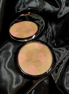 Guerlain Terracotta Light Bronzing Powder – Shade: Light | New in Box - Picture 1 of 4