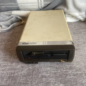 Ricambi unità disco Atari 1050 vintage riparazione - senza cavi non testati - Foto 1 di 18