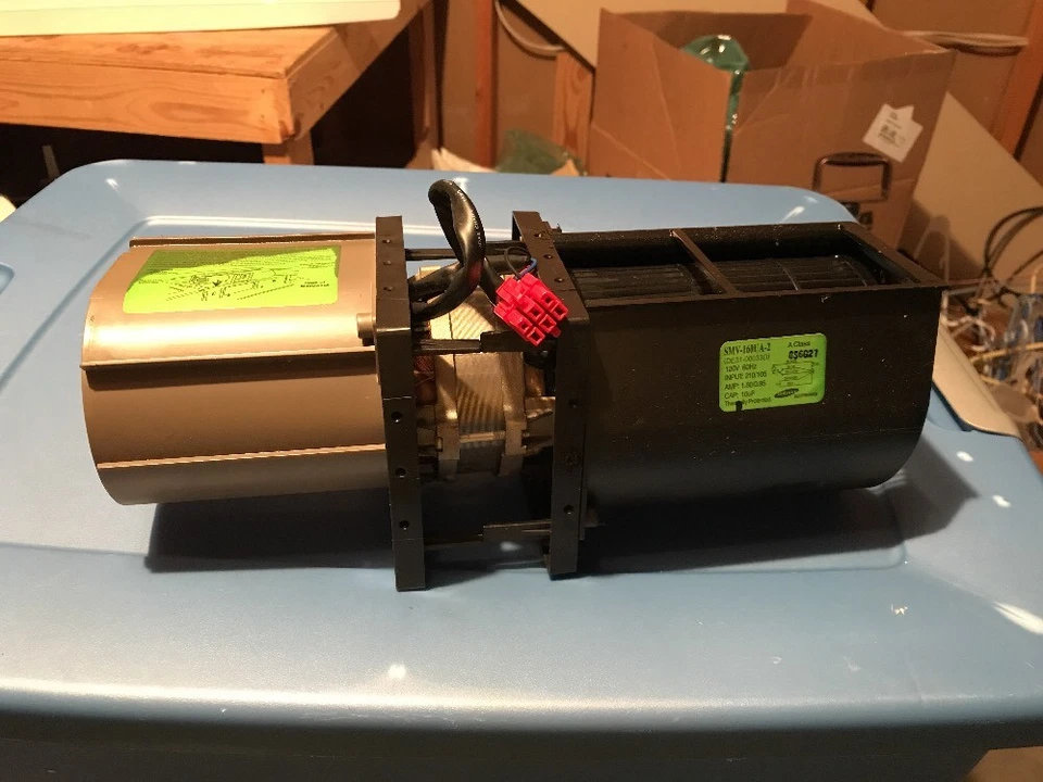 Двигатель вентиляции микроволновой печи GE Hot Point WB26X10223 - Изображение 1 из 1