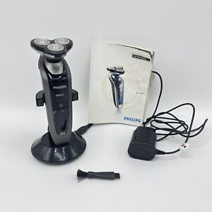 Philips RQ1000 Series Arcitec RQ1090 Mens Electric Shaver with Charger Spares