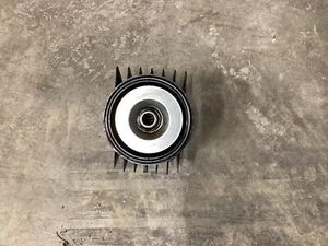 82 Honda CB 750 c Oil Filter Housing w Bolt 1982 CB750 Custom - Bild 1 von 2