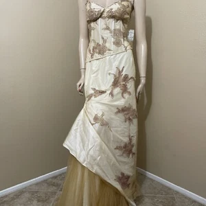 Women Ivory Polyester Ball Gown Open Lace Beaded Corset Layered Skirt Size 8 Set - Picture 1 of 23