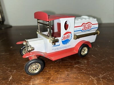 PEPSI-COLA Collectable Model Car Metal Coin Bank Foto 1 de 4