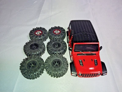 Mini Z 4x4 Jeep Red Body Only includes 6  1/24 wheels and tires - Image 1 of 4