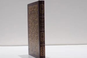 EASTON PRESS TWO PLAYS BY MOLIERE 100 GREATEST BOOKS - Foto 1 di 9