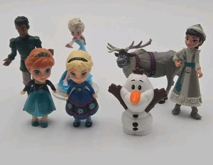 Disney Frozen Mini Figure Lot of 7 – Elsa, Anna, Olaf, Kristoff, Sven & More... - Picture 1 of 2