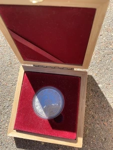 Kuala Lumpur 1998 XVI Commonwealth Games Royal Selangor Malaysian Silver Medal  - Picture 1 of 5