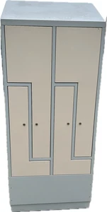 C+P Spind mit 4 Türen Umkleideschrank Garderobenschrank 82x50x205cm - Bild 1 von 6