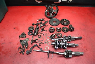 Suzuki Quadrunner 1988 4x4 transmisión engranajes palanca de cambios conjunto   Foto 1 de 4