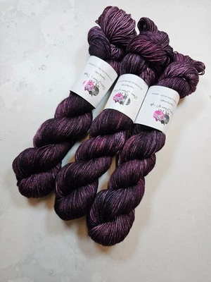 Sw Merino Seide Kaschmir Garn, 4-ply, Griffweise Gewicht, 100g, Verloren Garten - Bild 1 von 4