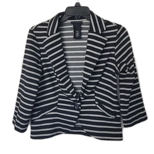 Metaphor 1 Button Cute Blazer ~ Sz S ~ 3/4 Sleeve ~ Black & White Stripes - Picture 1 of 4
