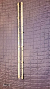 TIRA DE LÁMPARA LED ELEMENTO 3033200600E (JUEGO DE 2) PANEL V320BJ8-Q01 Y MODELO E1AA32R - Imagen 1 de 4