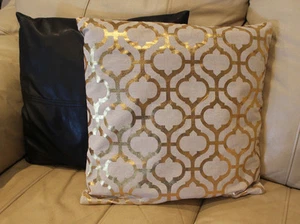Rankgitter Designer Kissenbezug von K und K Decorator Gold mit beigem Hintergrund 18 Zoll - Bild 1 von 6