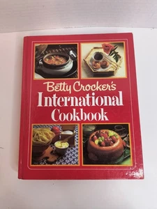 Betty Crocker's International Cookbook Hardcover 1980 1st Edition - Picture 1 of 10